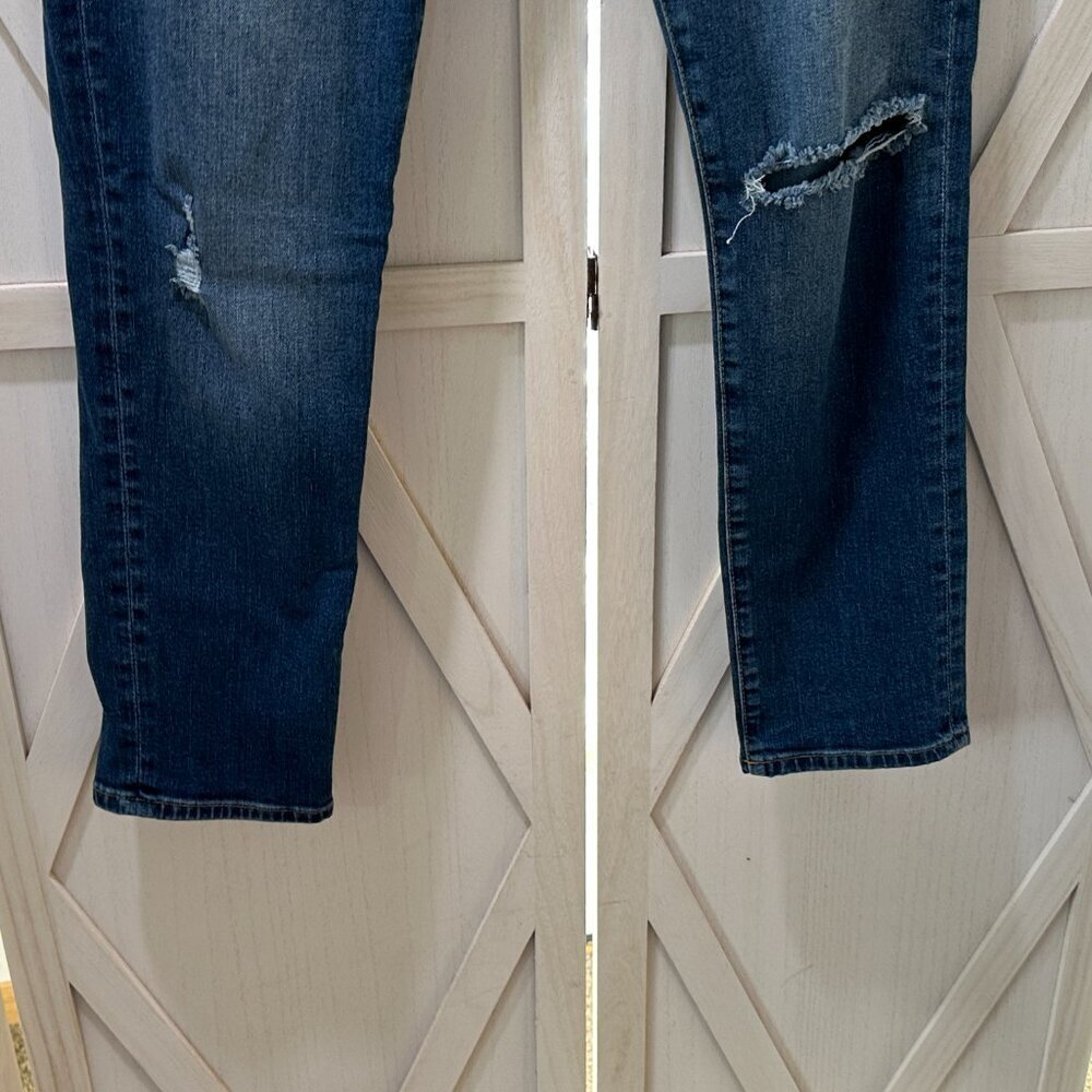 Frame Le Garcon Eaton Distressed Straight Leg Jeans - Picture 9 of 10